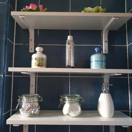 Mi Casa Su Casa