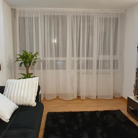 Mi Casa Su Casa