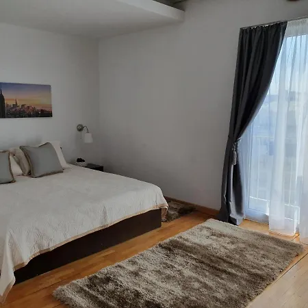 Lägenhet Mi Casa Su Casa Bukarest